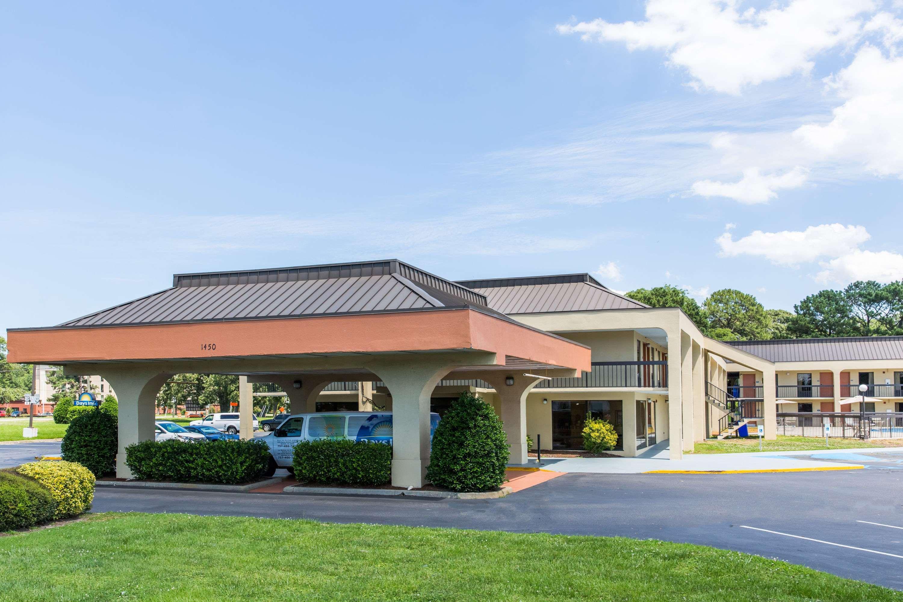 Days Inn By Wyndham Norfolk Airport Exterior foto
